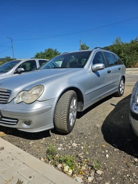 Mercedes-Benz C 220, снимка 3