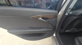 Mercedes-Benz E 320, снимка 9
