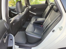 Toyota Prius Plug in hybrid , снимка 16 - Автомобили и джипове - 45725097