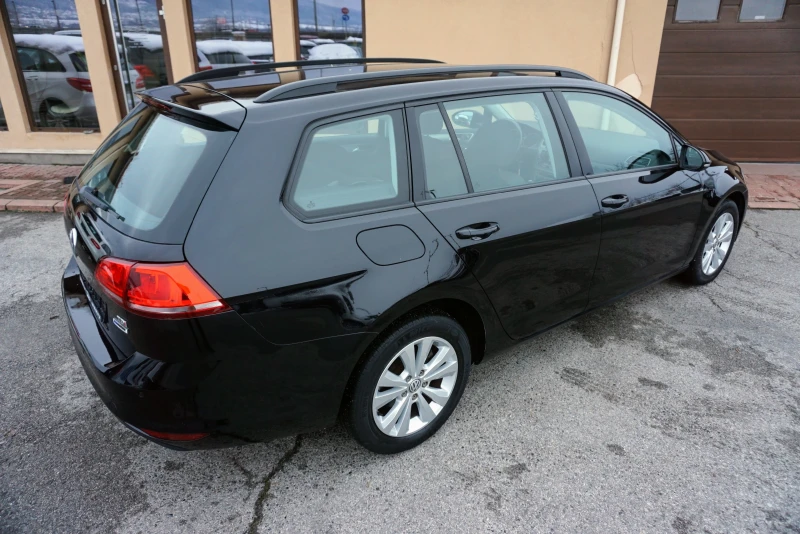 VW Golf 1.6 TDI COMFORTLINE, снимка 3 - Автомобили и джипове - 21954231