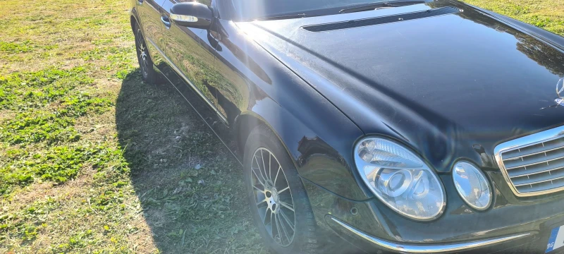 Mercedes-Benz E 280, снимка 8 - Автомобили и джипове - 47885814