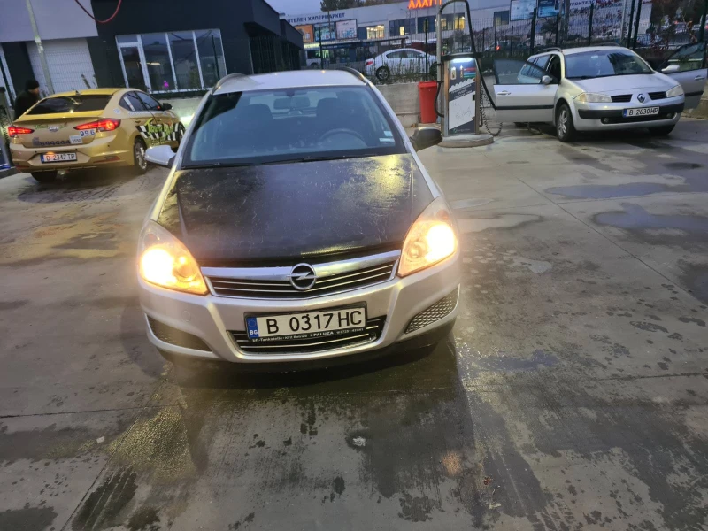 Opel Astra H, снимка 1 - Автомобили и джипове - 48656623