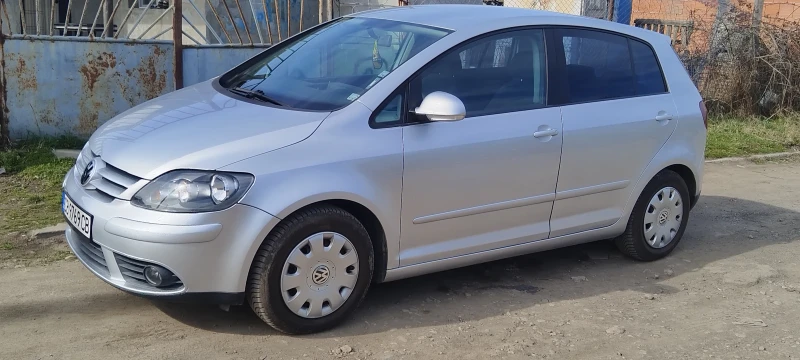 VW Golf Plus 1.6 * * * АВТОМАТИК* * * , снимка 5 - Автомобили и джипове - 49440268