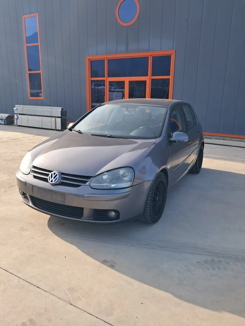 VW Golf 2.0 TDI* DSG* NAVI, снимка 2 - Автомобили и джипове - 49597504