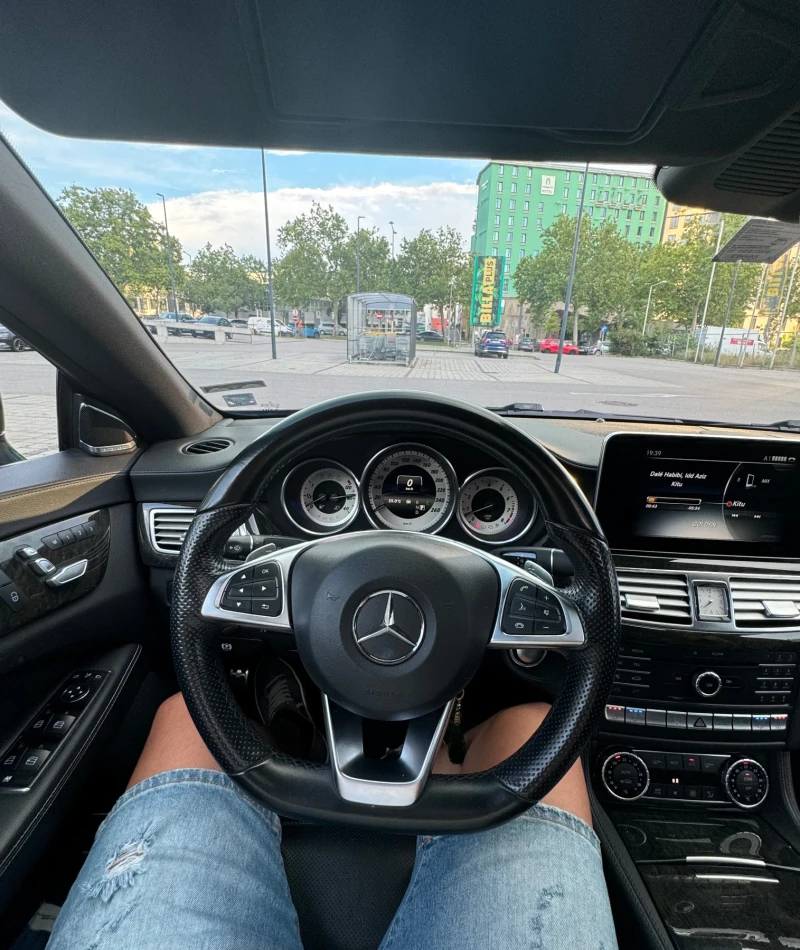 Mercedes-Benz CLS 500 AMG  /Harman/Facе/Обдухване/Подгрев/Шибедах/Черен, снимка 8 - Автомобили и джипове - 52470904