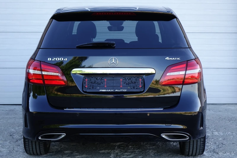 Mercedes-Benz B 200 4 MATIC* AMG PAKET* HARMAN/KARDON* , снимка 8 - Автомобили и джипове - 51671962