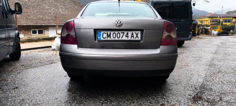 VW Passat, снимка 2 - Автомобили и джипове - 52480097