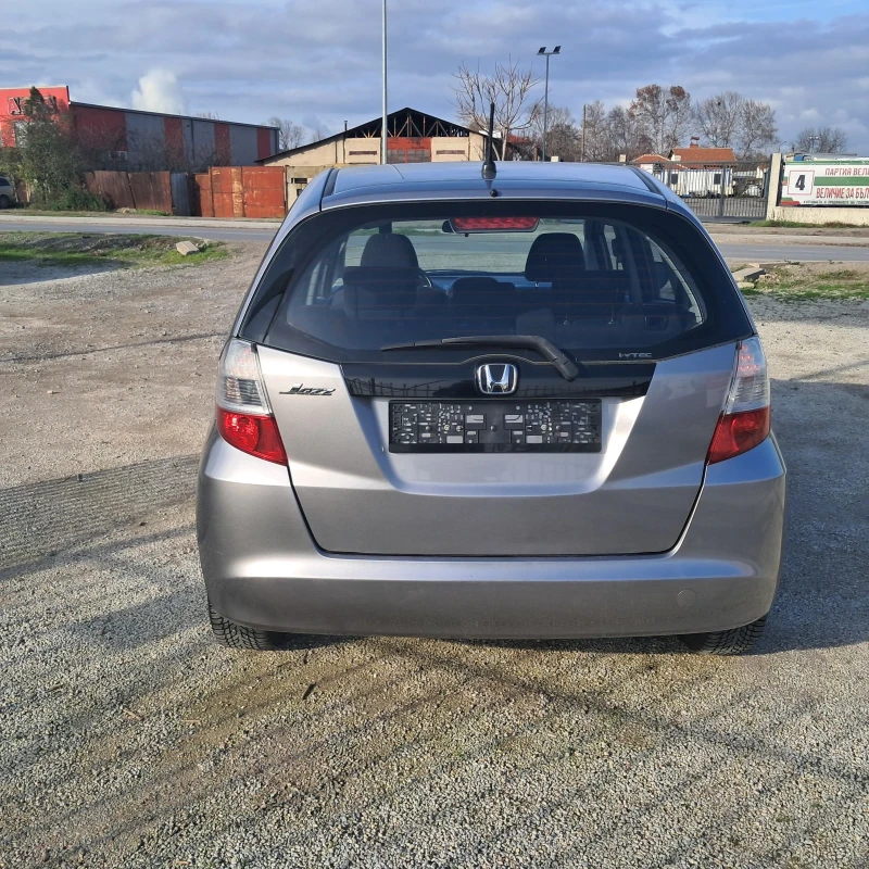 Honda Jazz 1.4i elegance, снимка 3 - Автомобили и джипове - 52669330
