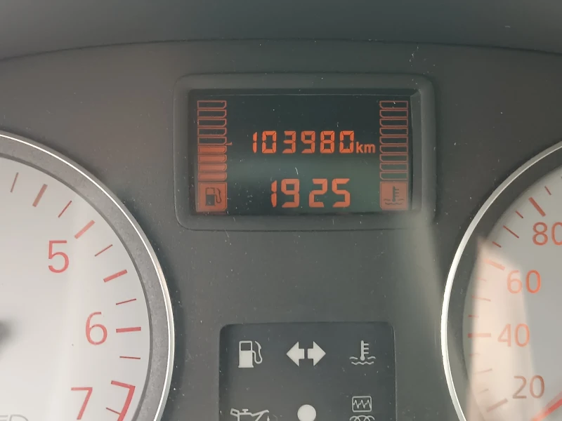 Dacia Logan 1, 5 dCi, 7 места, ЛИЗИНГ , снимка 9 - Автомобили и джипове - 52699890