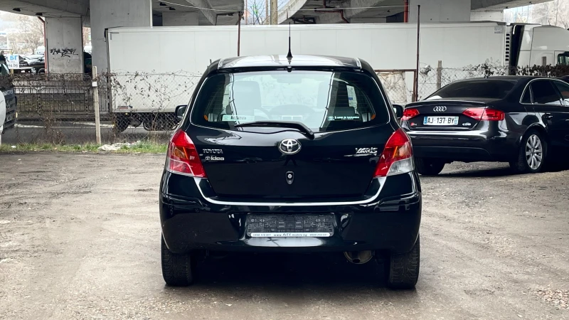 Toyota Yaris ФЕЙС СЕРВ. ДОК., снимка 6 - Автомобили и джипове - 53418190