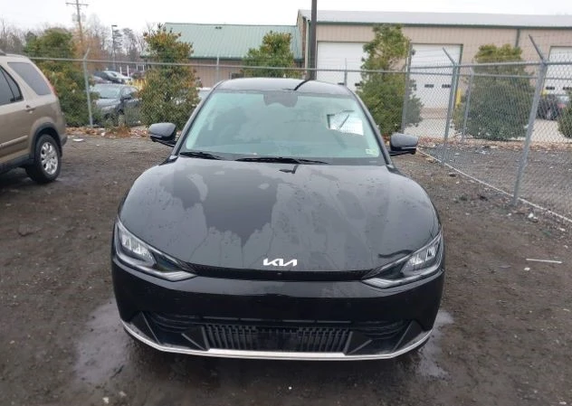 Kia EV6 WIND, снимка 7 - Автомобили и джипове - 49154555