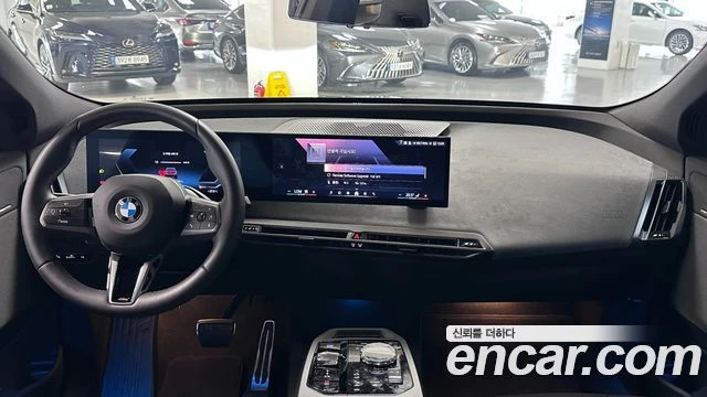 BMW iX, снимка 7 - Автомобили и джипове - 56282113