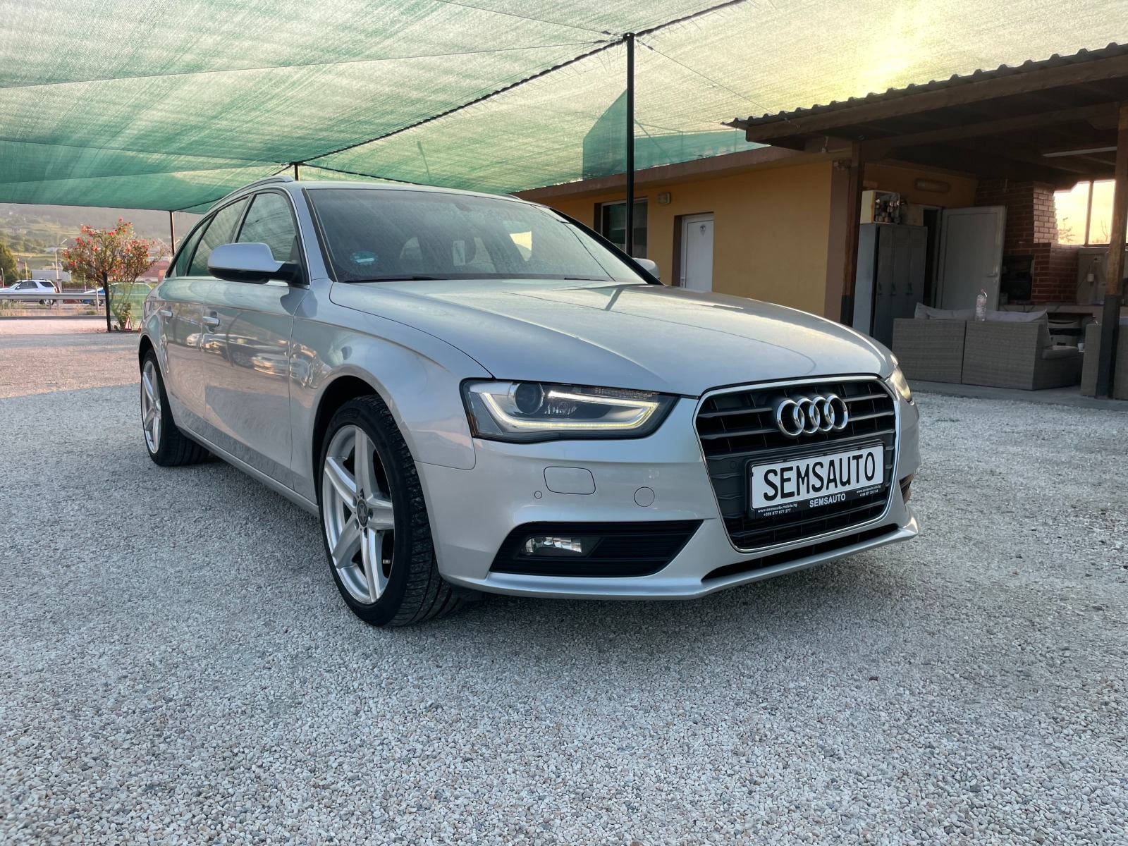 Audi A4 3.0 TDI AVANT euro 5 - изображение 3