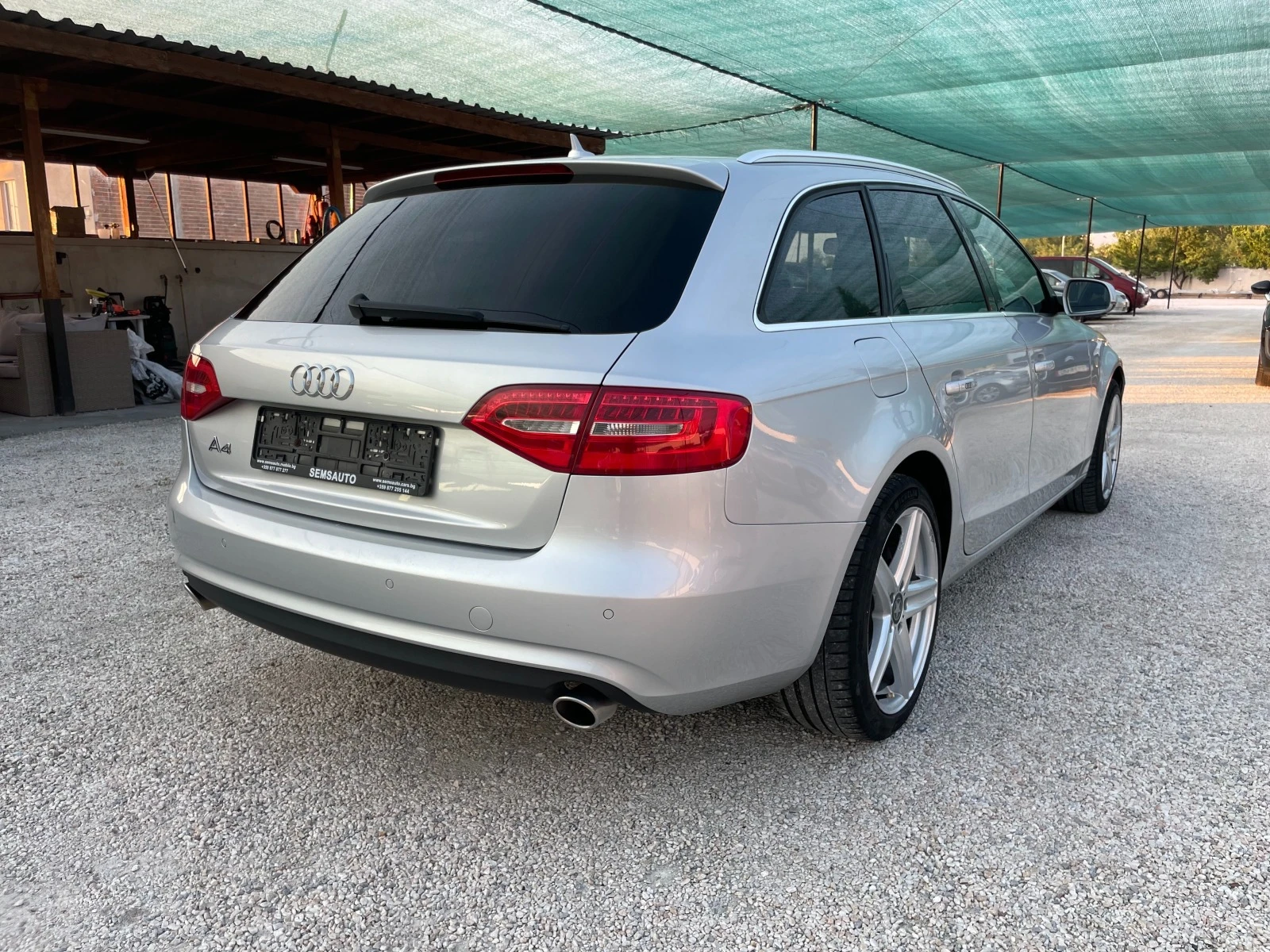 Audi A4 3.0 TDI AVANT euro 5 - изображение 6