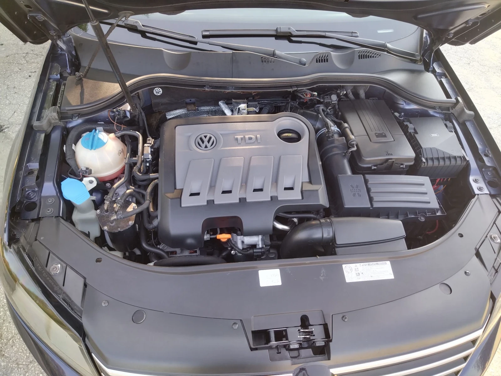 VW Passat 2.0 - изображение 6