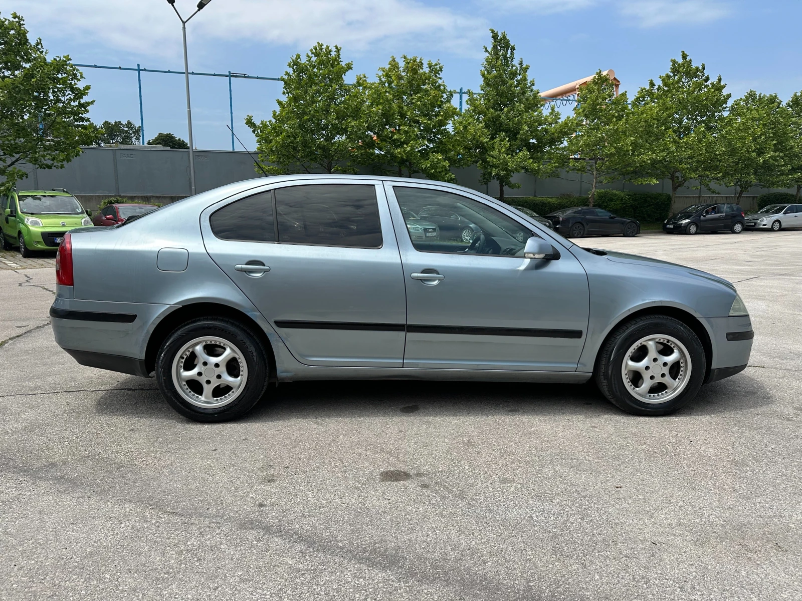 Skoda Octavia 1.9 TDI 105 к.с. DSG/Автоматик - изображение 5