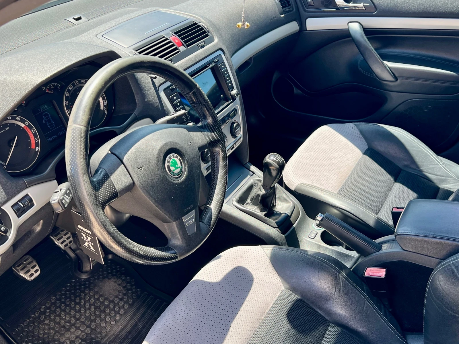 Skoda Octavia VRS - изображение 7