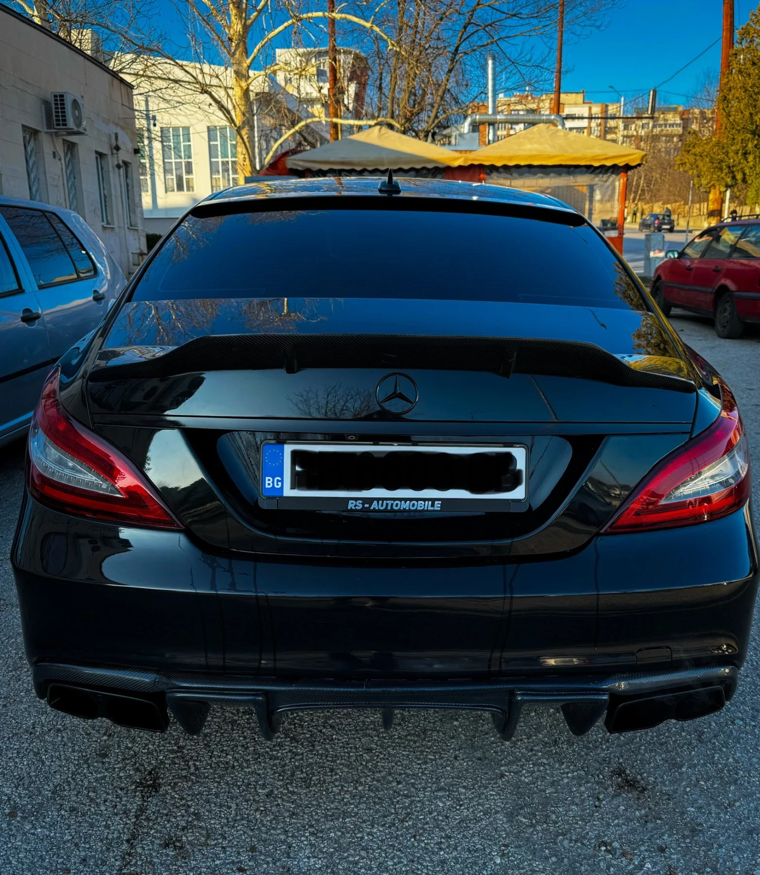 Mercedes-Benz CLS 500 AMG + /Harman/Facе/Обдухване/Подгрев/Шибедах/Черен - изображение 3
