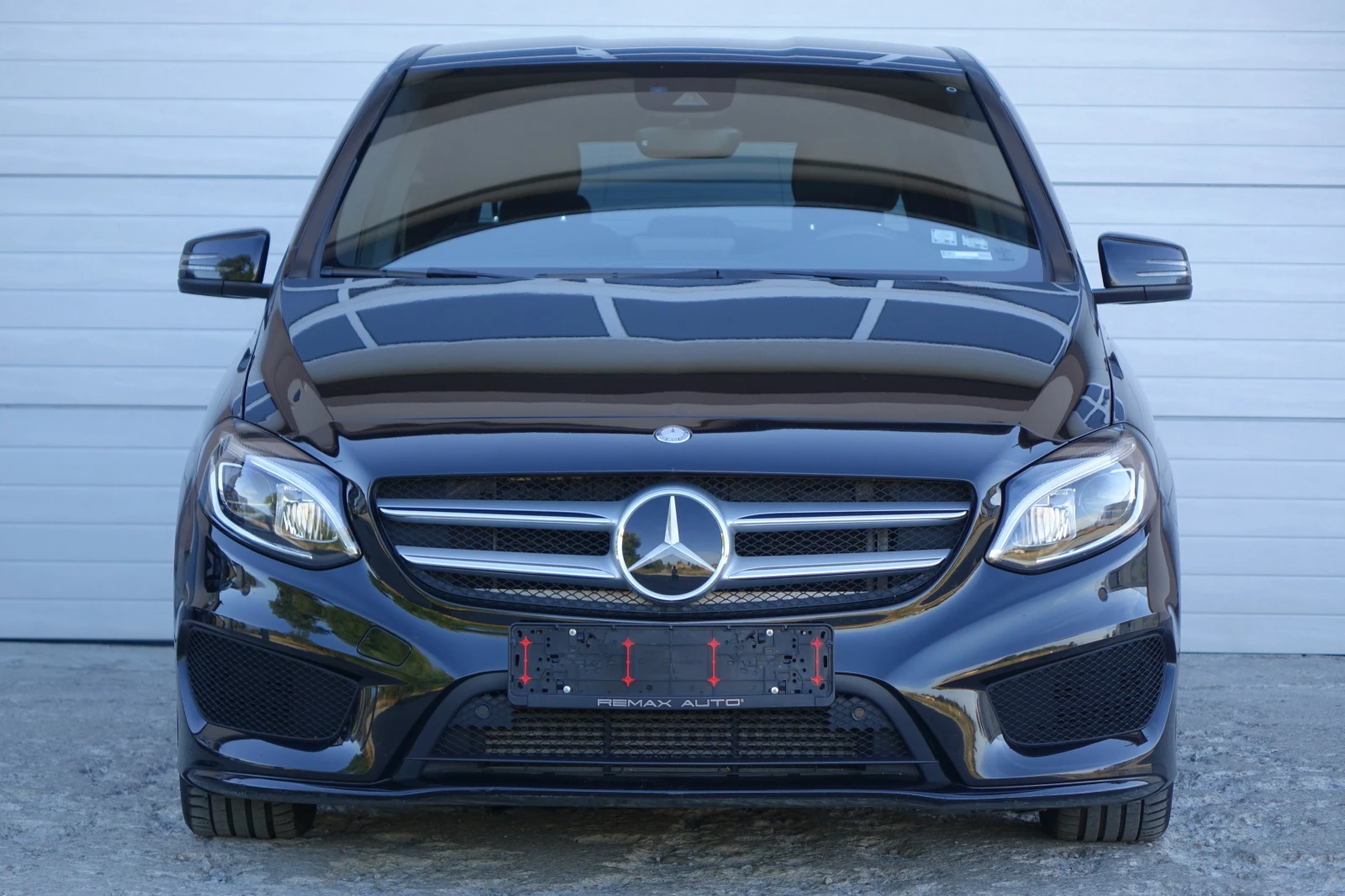 Mercedes-Benz B 200 4 MATIC* AMG PAKET* HARMAN/KARDON*  - изображение 2