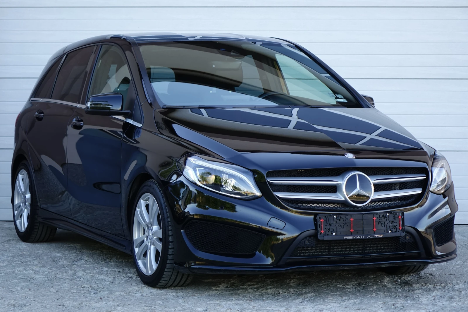 Mercedes-Benz B 200 4 MATIC* AMG PAKET* HARMAN/KARDON*  | Mobile.bg   1