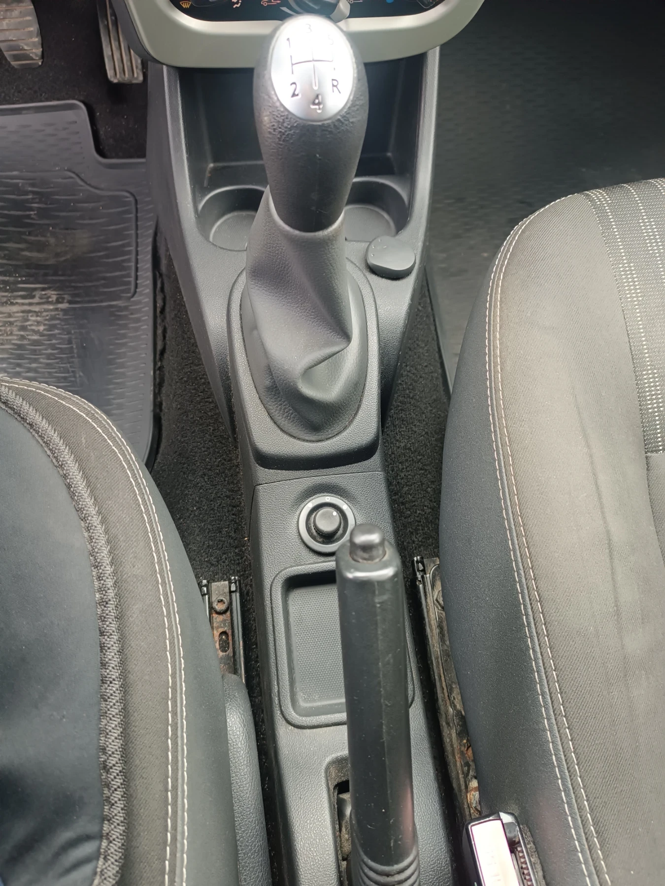 Dacia Logan 1, 5 dCi, 7 ,   | Mobile.bg   7