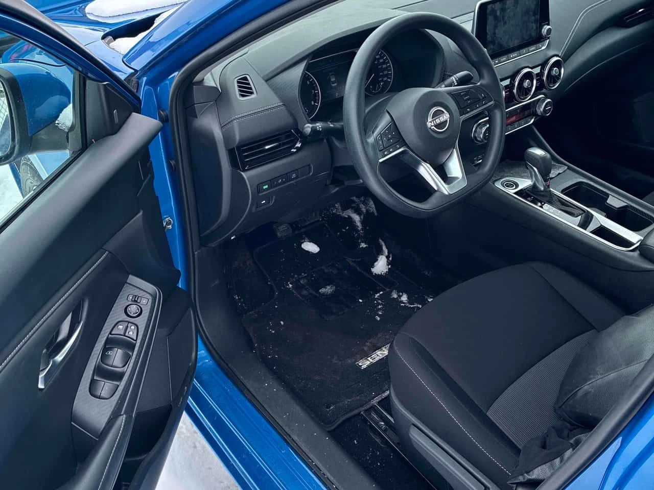 Nissan Sentra * SV * CARFAX *  - изображение 6