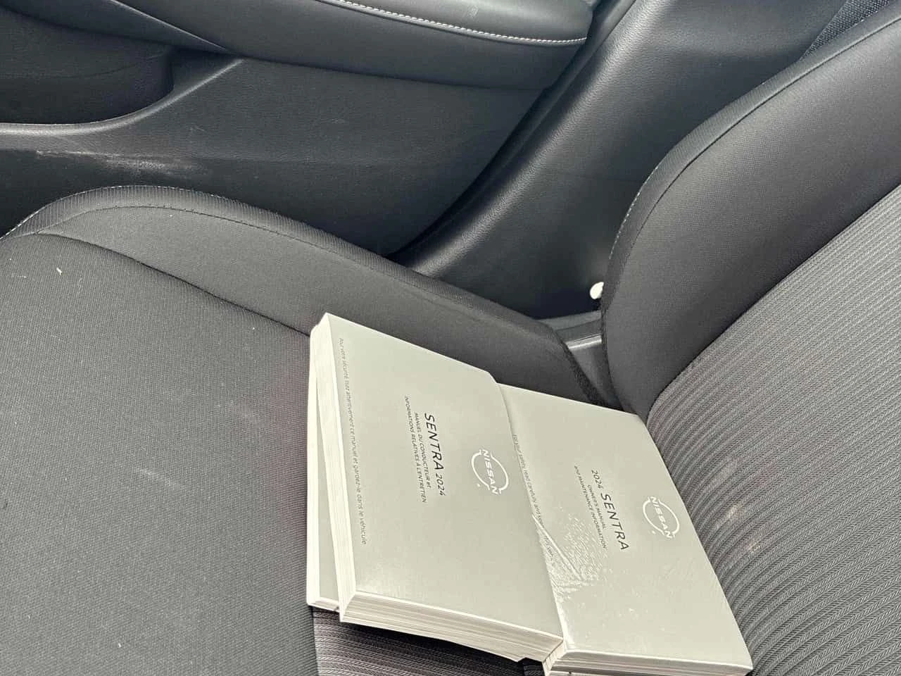 Nissan Sentra * SV * CARFAX *  | Mobile.bg � ����������� 11