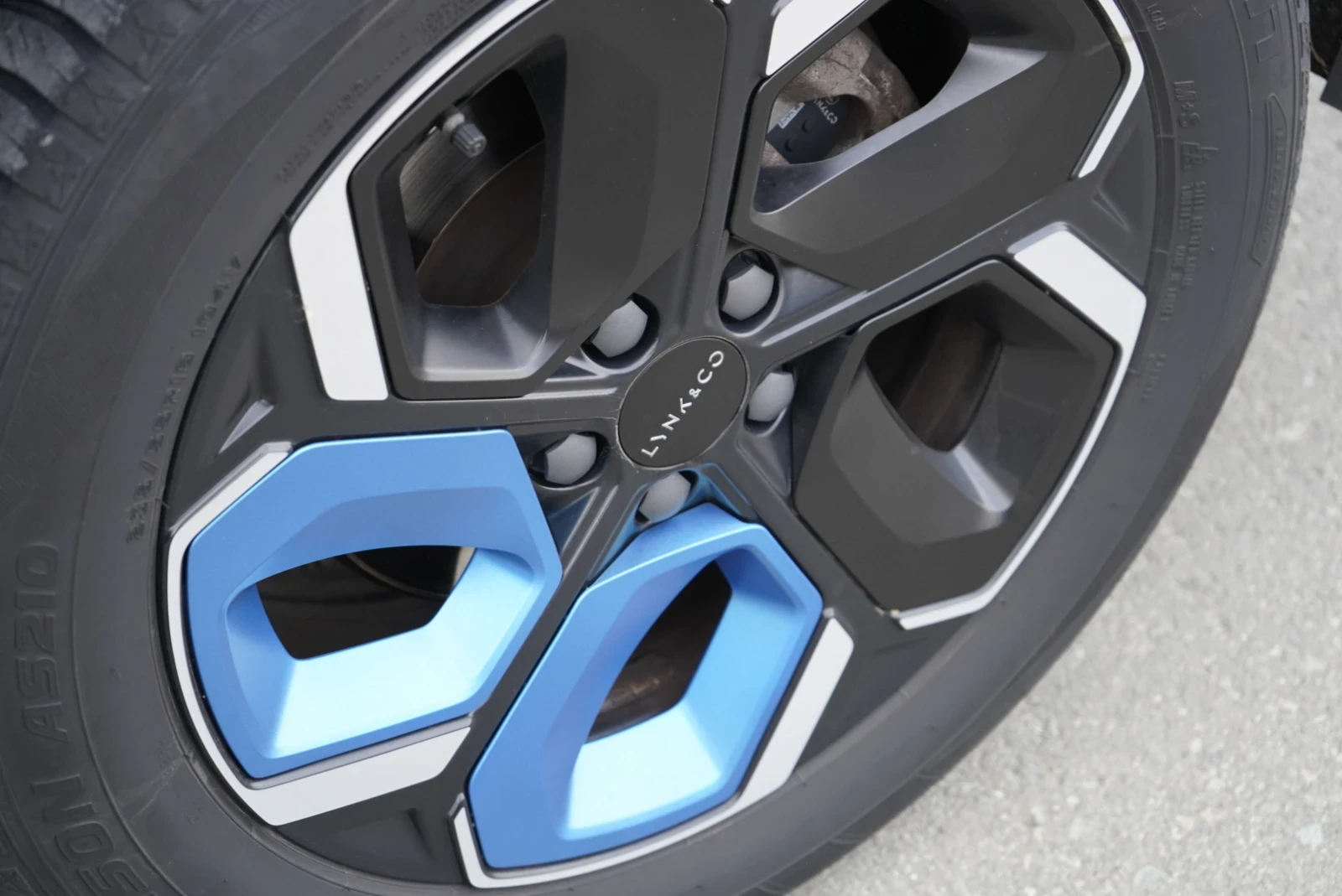 LynkCo 01 ����� ������ (HEV)   ������ + ������������ ����� | Mobile.bg � ����������� 6