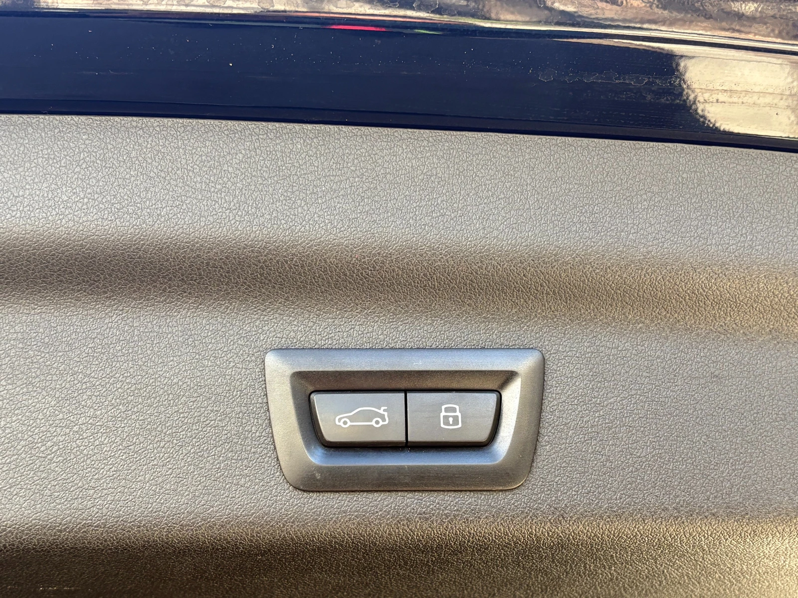 BMW iX1 4x4 , снимка 12 - Автомобили и джипове - 53830179