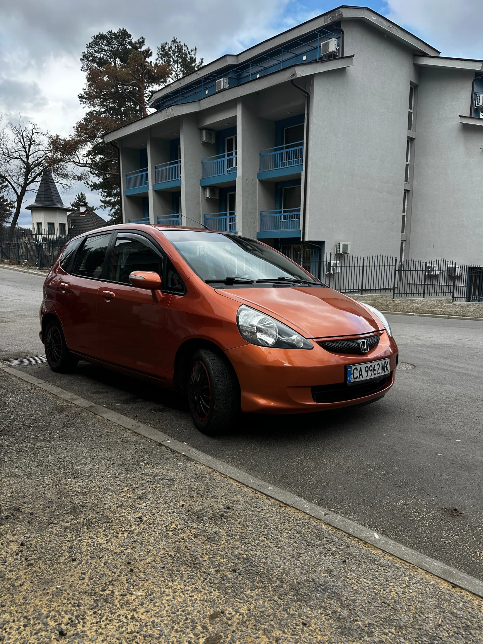 Honda Jazz, снимка 2 - Автомобили и джипове - 53932954