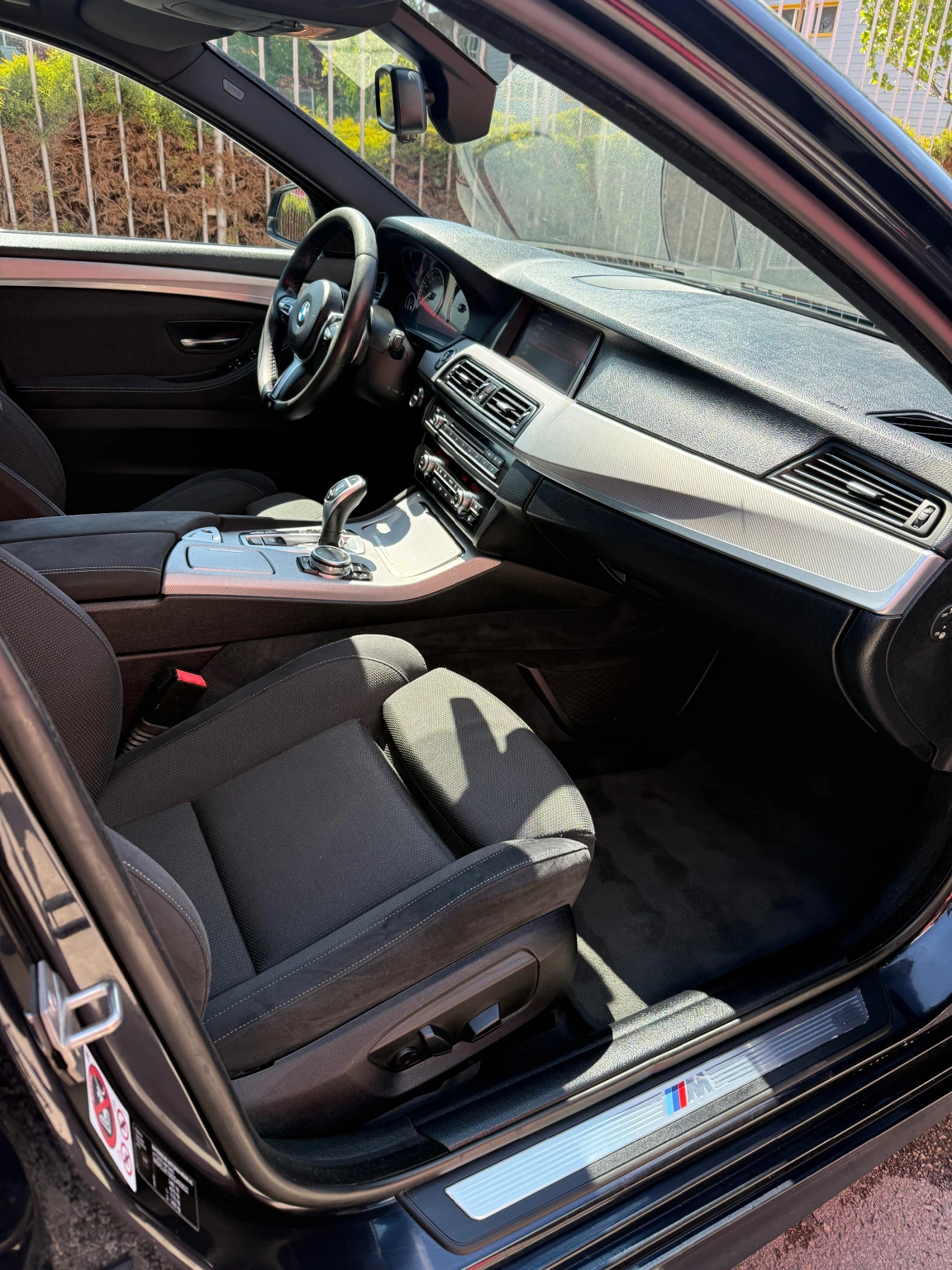 BMW 525 M SPORT, снимка 16 - Автомобили и джипове - 54386748