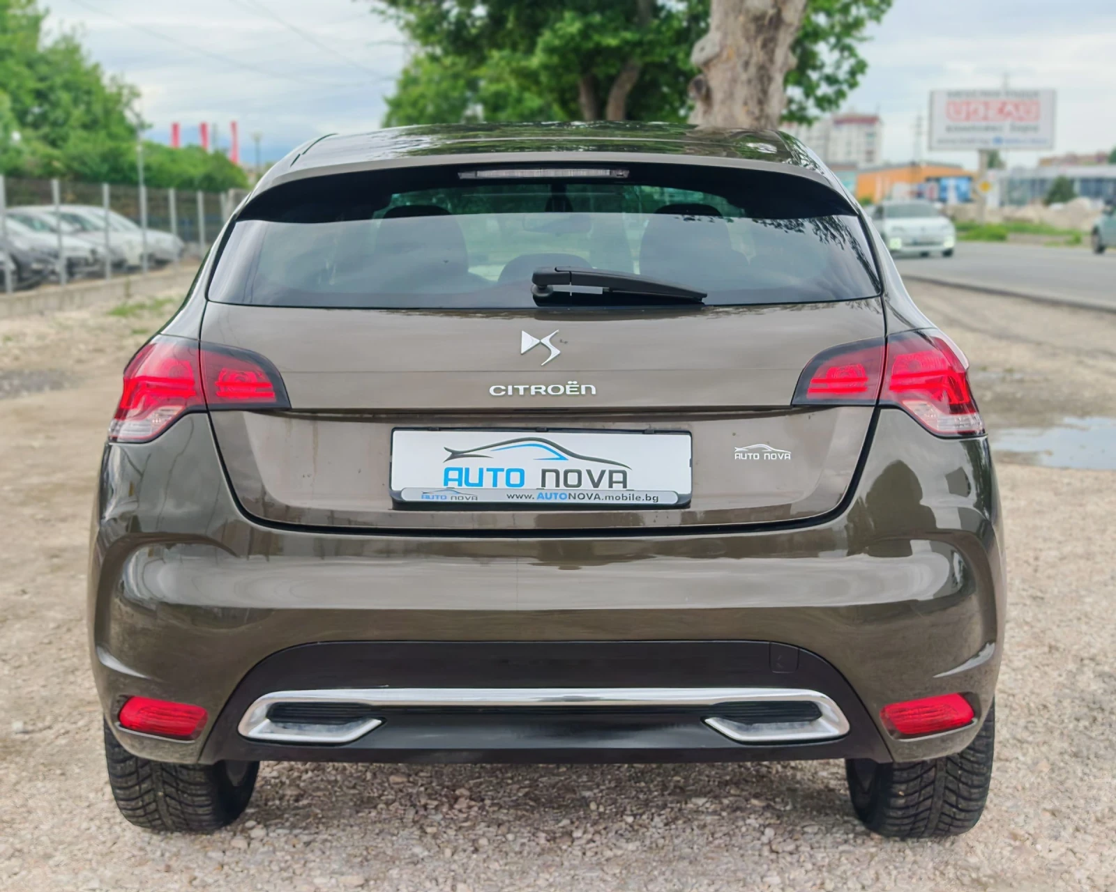 Citroen DS4 1.6 110 К.С. ДИЗЕЛ! МНОГО ЗАПАЗЕНА! , снимка 6 - Автомобили и джипове - 54646034