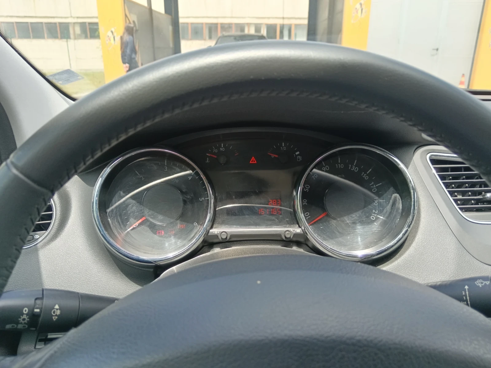 Peugeot 5008 HDI, снимка 5 - Автомобили и джипове - 55127455