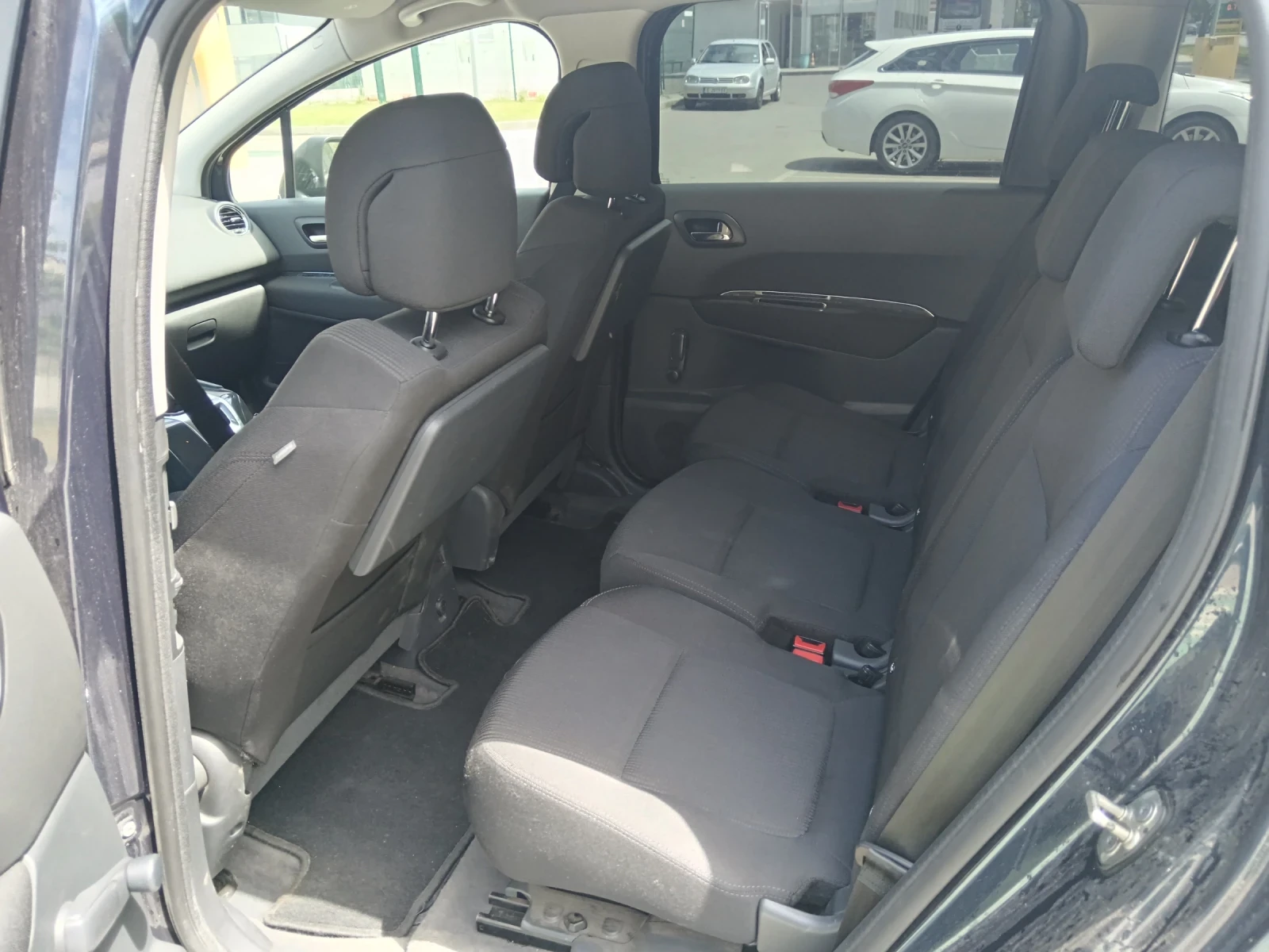 Peugeot 5008 HDI, снимка 7 - Автомобили и джипове - 55127455