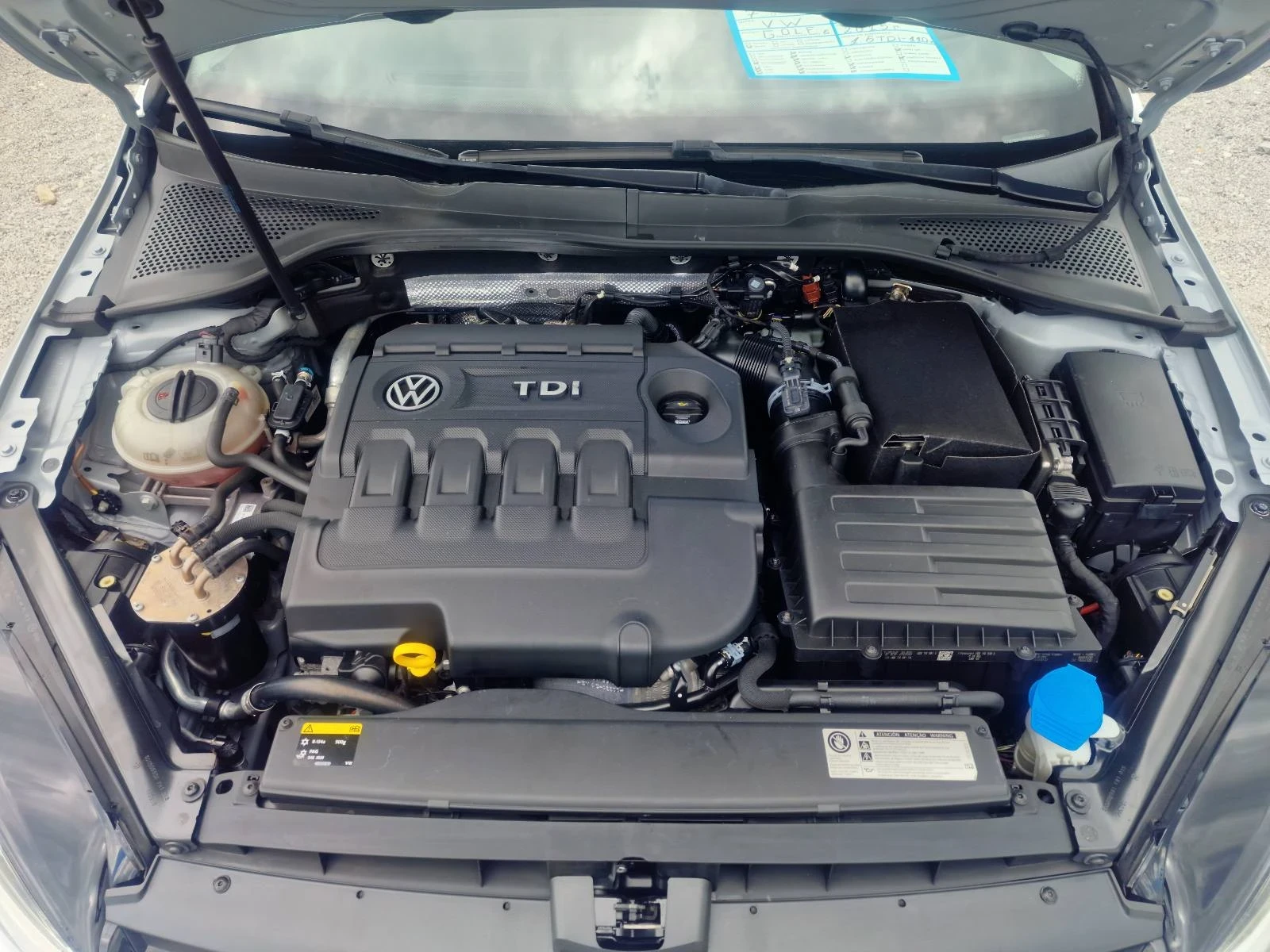 VW Golf 1.6TDI -110 k.c EURO 6, снимка 17 - Автомобили и джипове - 54974368