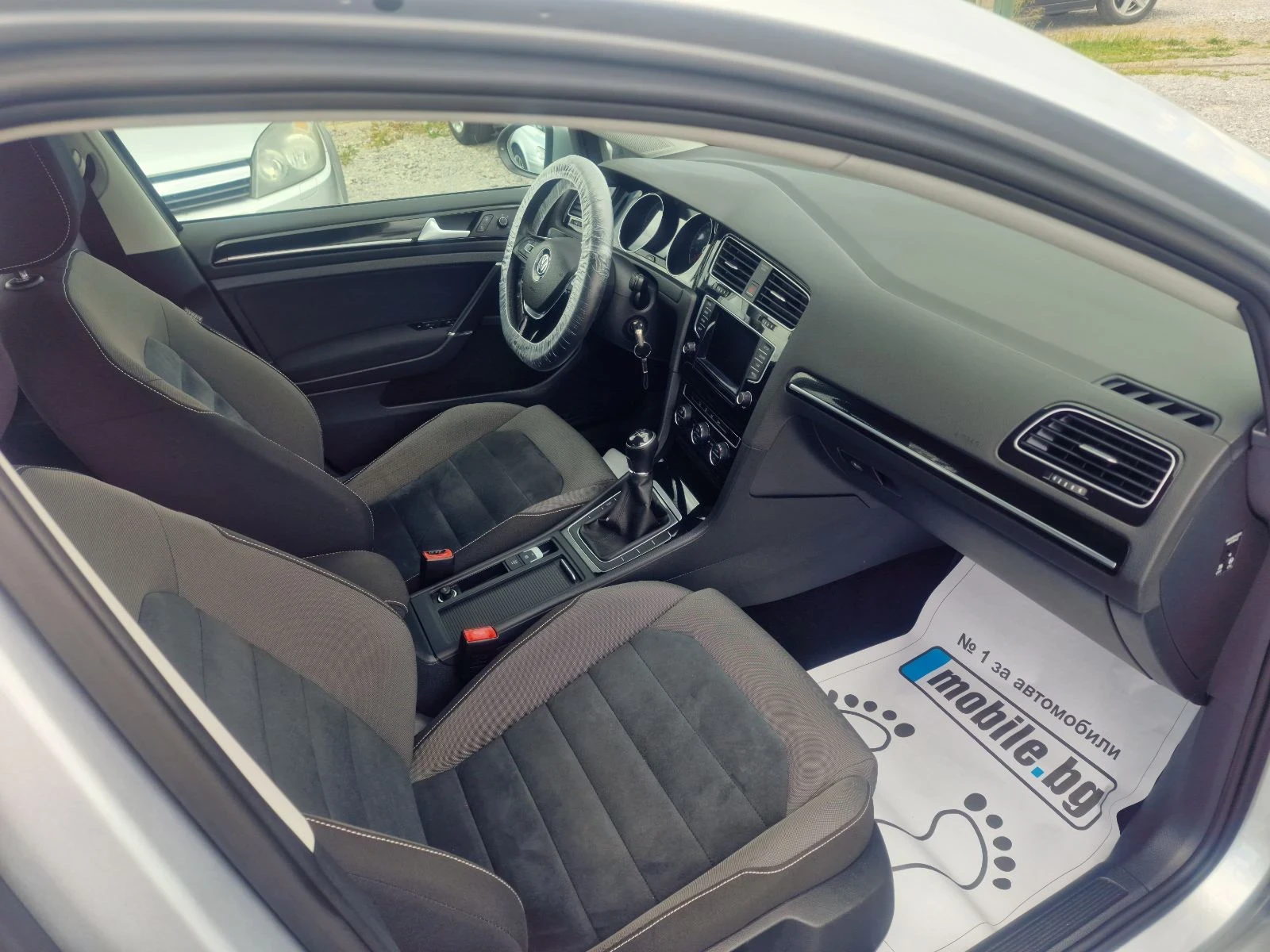 VW Golf 1.6TDI -110 k.c EURO 6, снимка 12 - Автомобили и джипове - 54974368