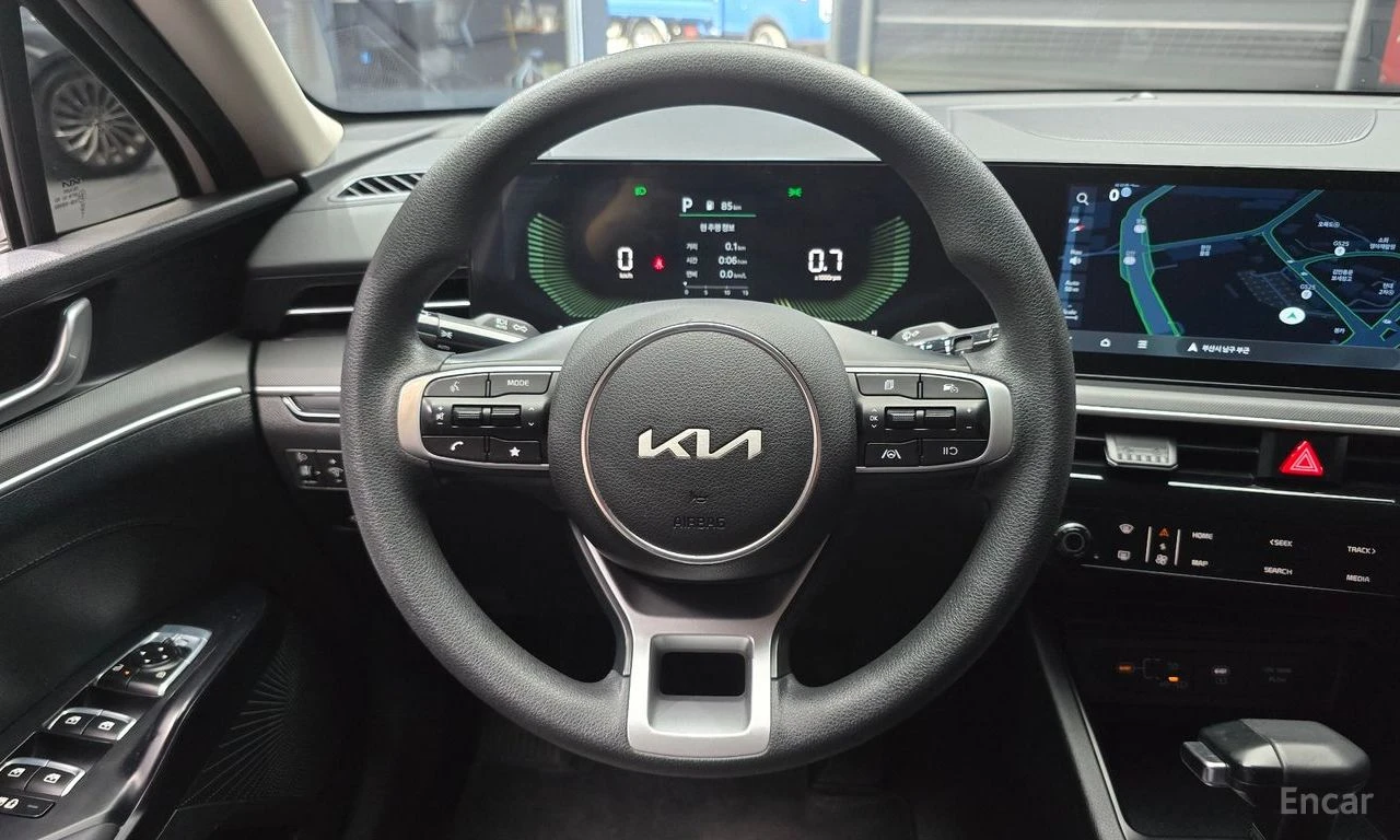 Kia K5 2.0* LPI* ПОДГРЕВ* КАМЕРА* КЕЙЛЕС* LANE* ASSIST* , снимка 7 - Автомобили и джипове - 54996917