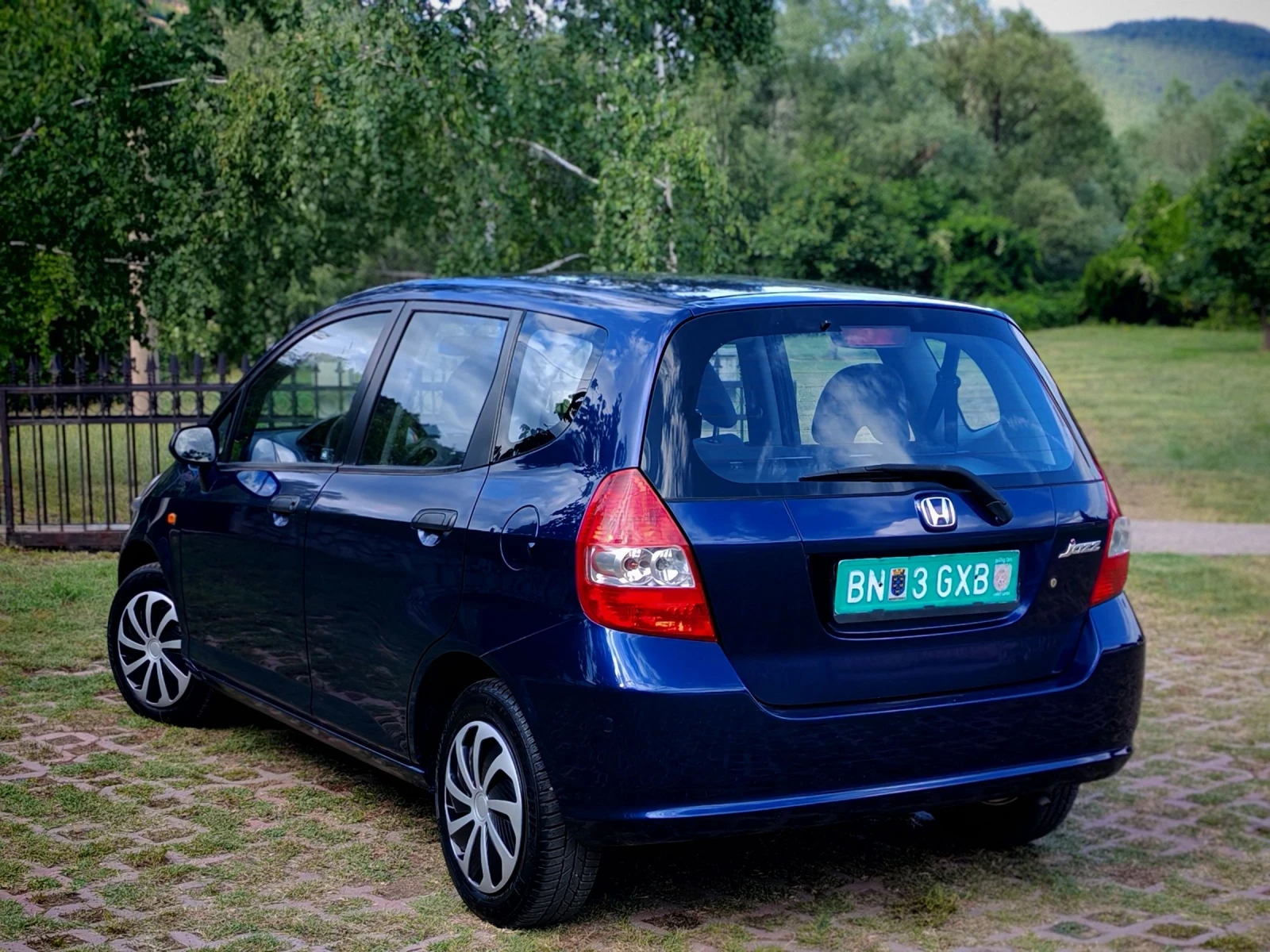 Honda Jazz 1.3I-DSI(78)КЛИМАТИК* НОВ ВНОС * , снимка 5 - Автомобили и джипове - 55137047