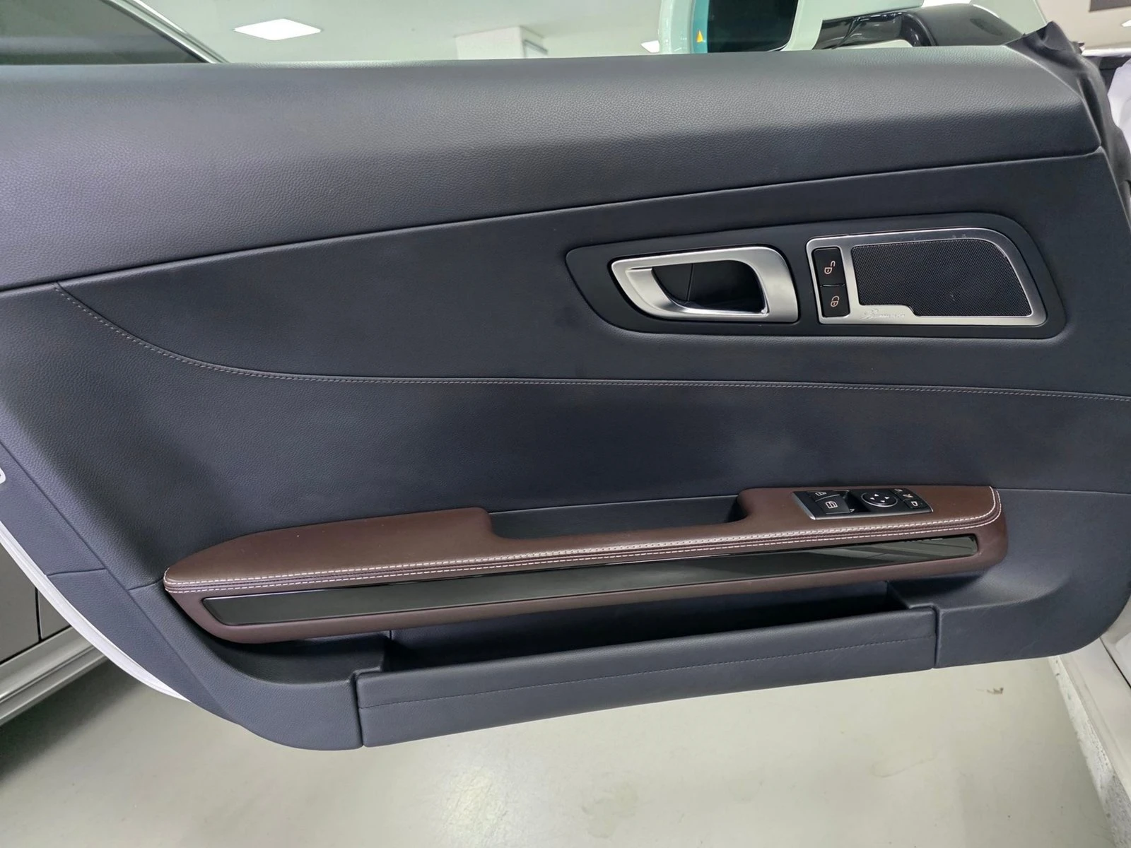 Mercedes-Benz AMG GT C BLIND SPOT* КРАЙНА ЦЕНА, снимка 14 - Автомобили и джипове - 55341643