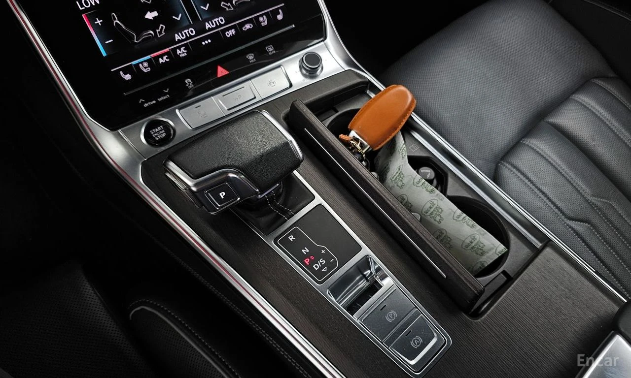 Audi A7 55TFSI* MATRIX* S* LINE* ОБДУХВАНЕ* ДИСТРОНИК* , снимка 10 - Автомобили и джипове - 55485390