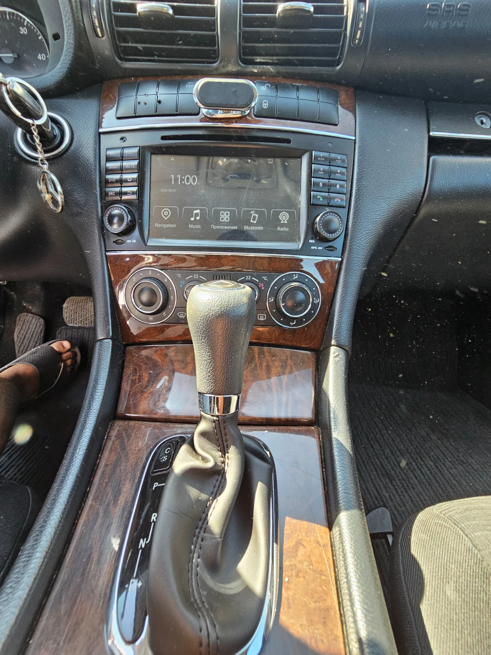 Mercedes-Benz C 220, снимка 10 - Автомобили и джипове - 55566011