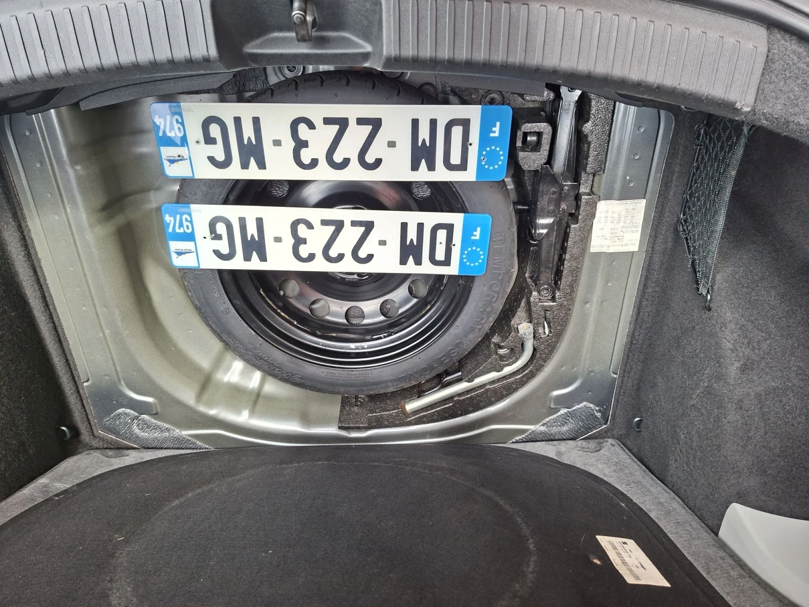 Seat Leon 1.6 дизел, 105кс ТОП , снимка 11 - Автомобили и джипове - 55688485
