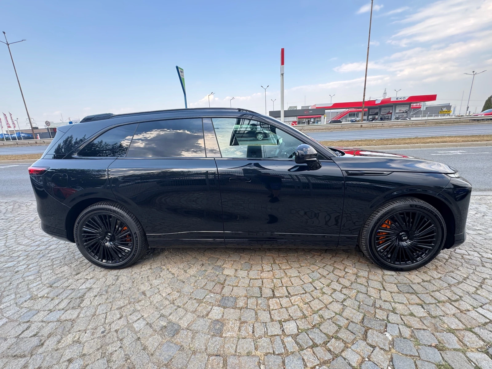Xpeng G9 AWD Performace BLACK EDITION, снимка 17 - Автомобили и джипове - 56020430