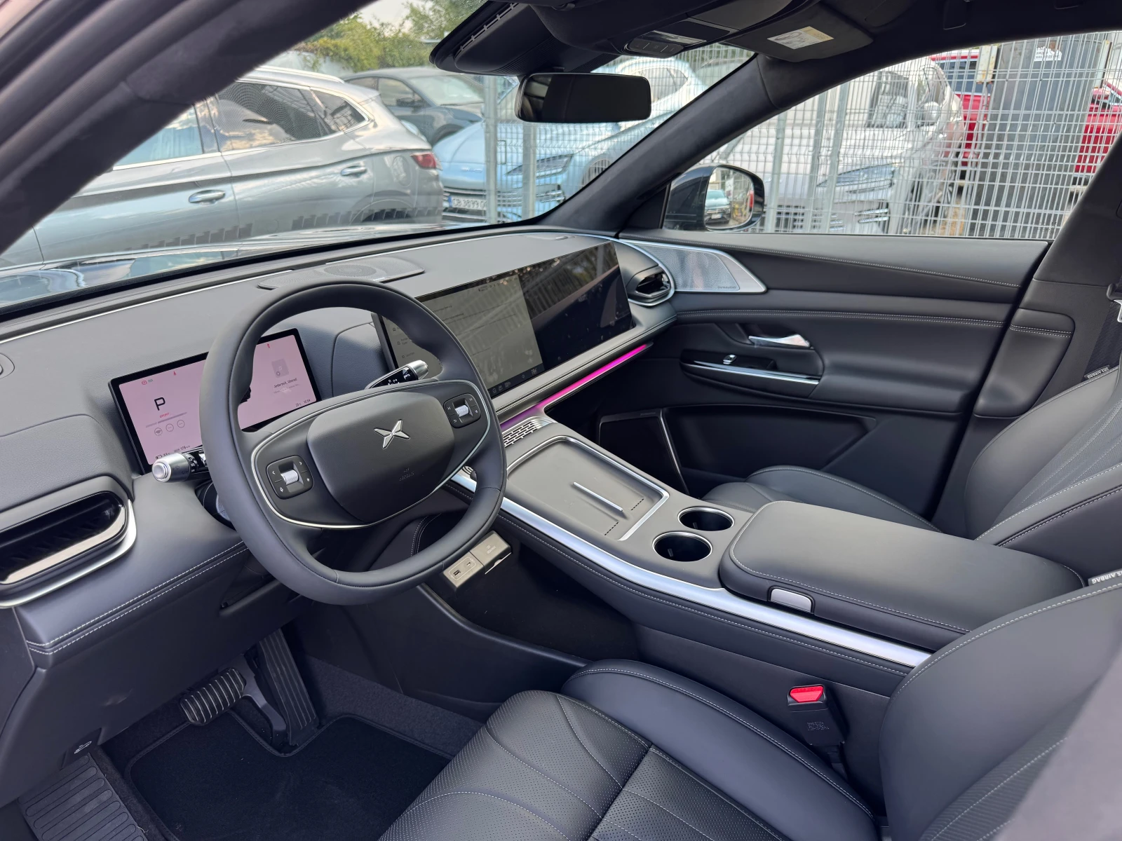 Xpeng G9 AWD Performace BLACK EDITION, снимка 11 - Автомобили и джипове - 56020430