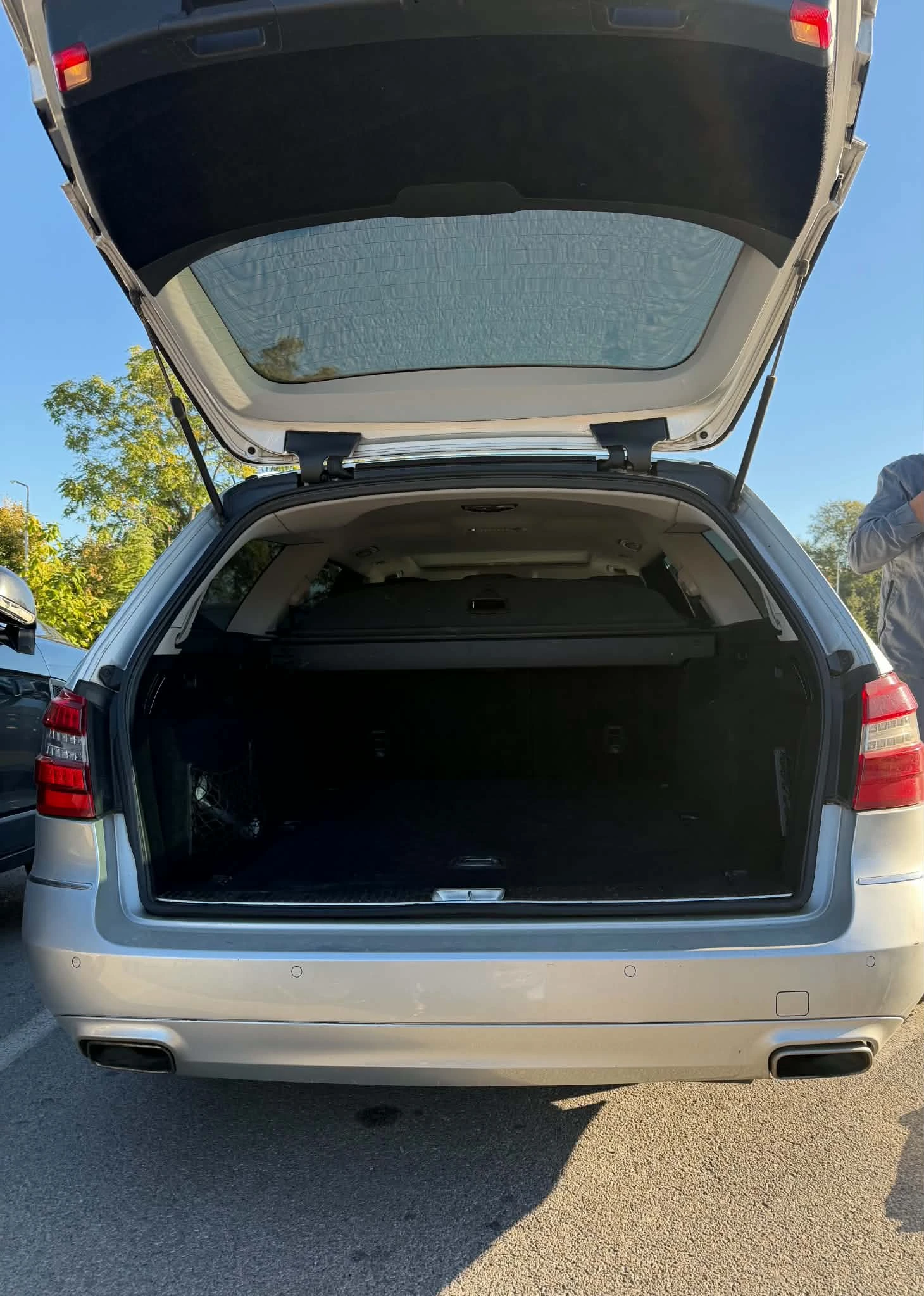 Mercedes-Benz E 350, снимка 15 - Автомобили и джипове - 56331696