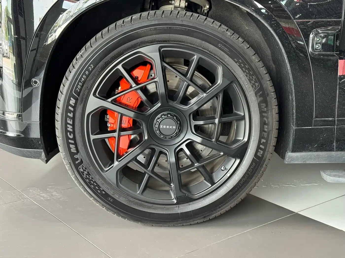 Zeekr 9X | 70kWh | 900V | ����� | 6-������ |  | Mobile.bg � ����������� 8