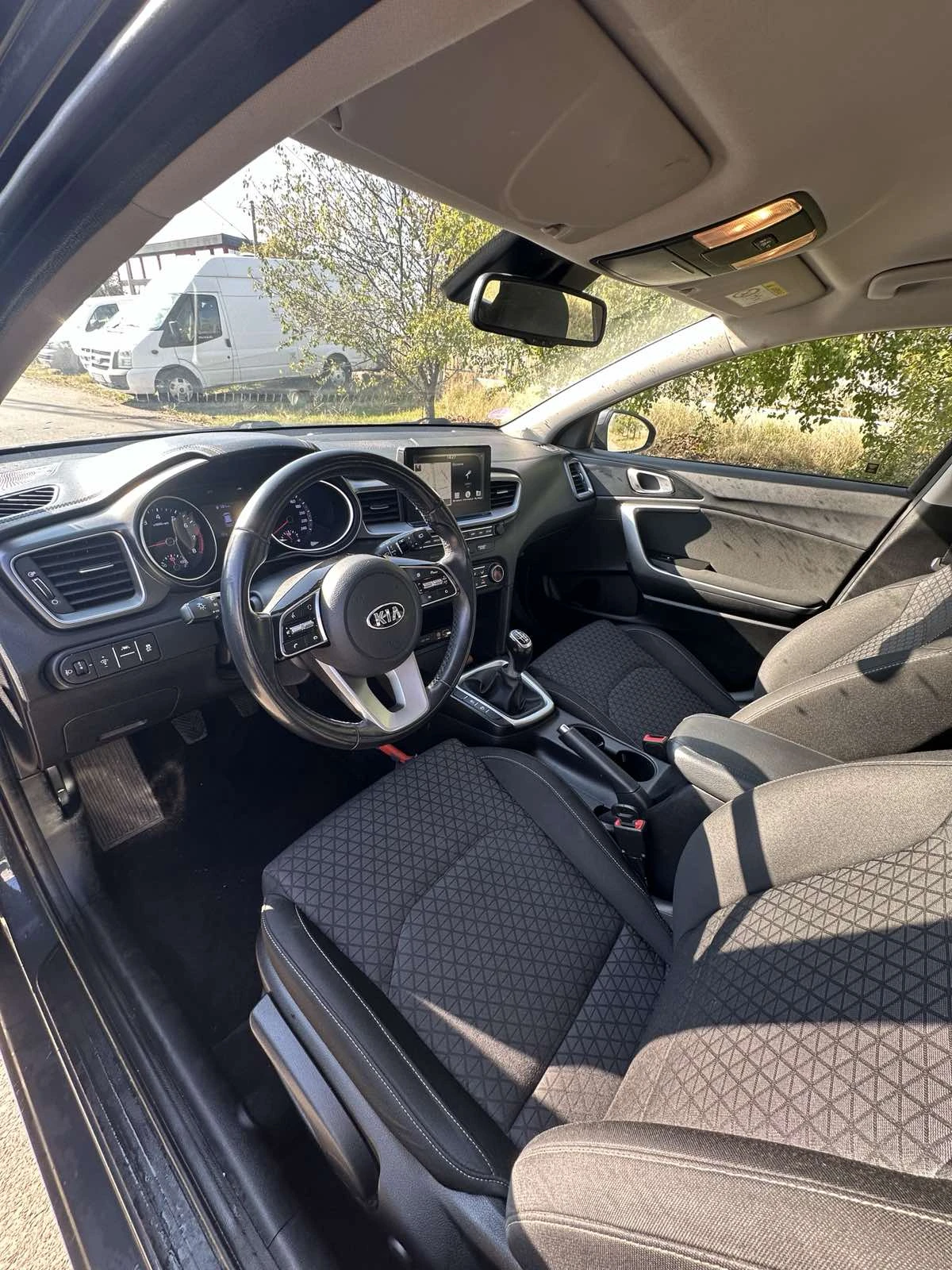 Kia Ceed, снимка 11 - Автомобили и джипове - 56658384