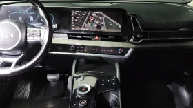 Kia Sportage 5th Generation Hybrid| Accident Free, снимка 13
