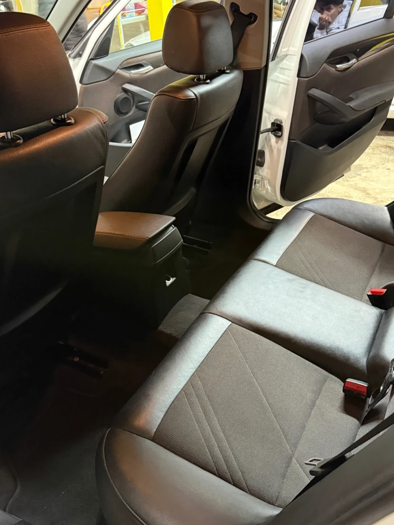 BMW X1, снимка 12 - Автомобили и джипове - 50421600