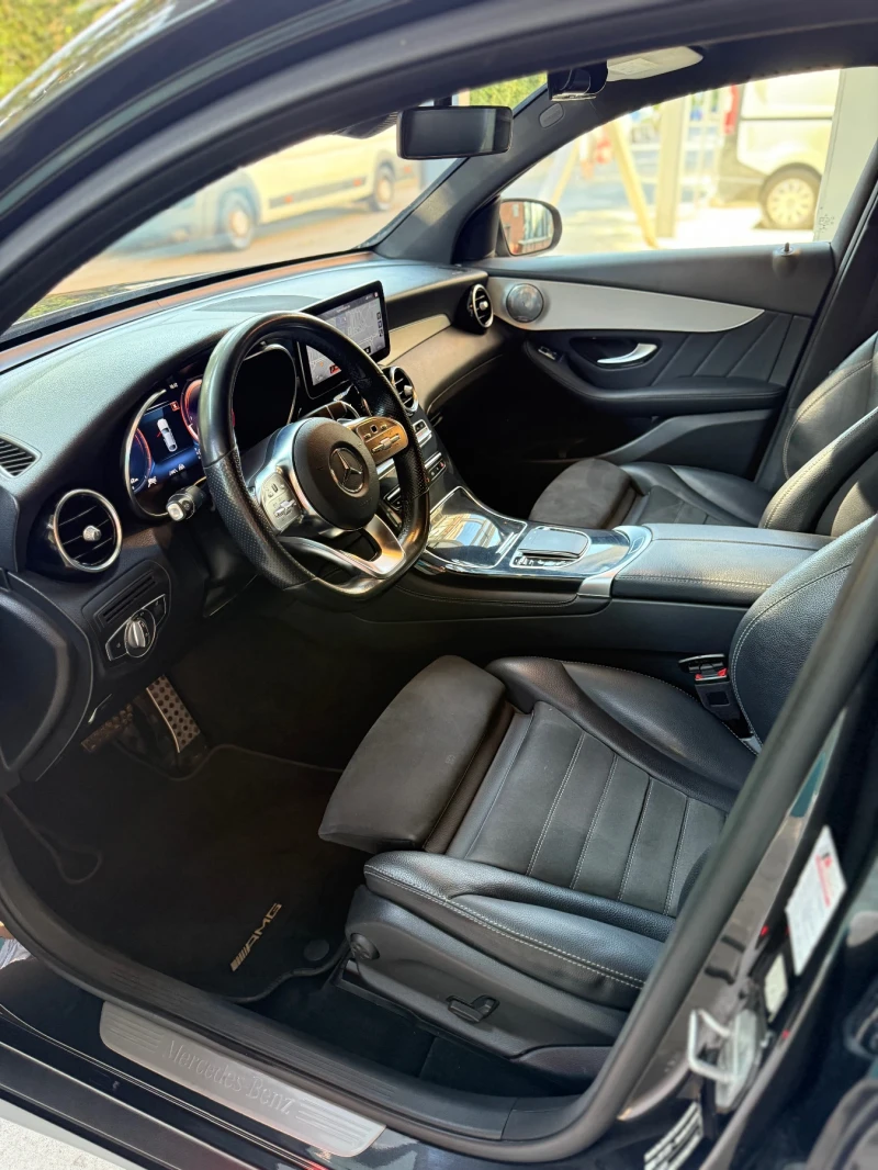 Mercedes-Benz GLC 300 D COUPE 4-MATIC AMG LINE, снимка 8 - Автомобили и джипове - 52300479